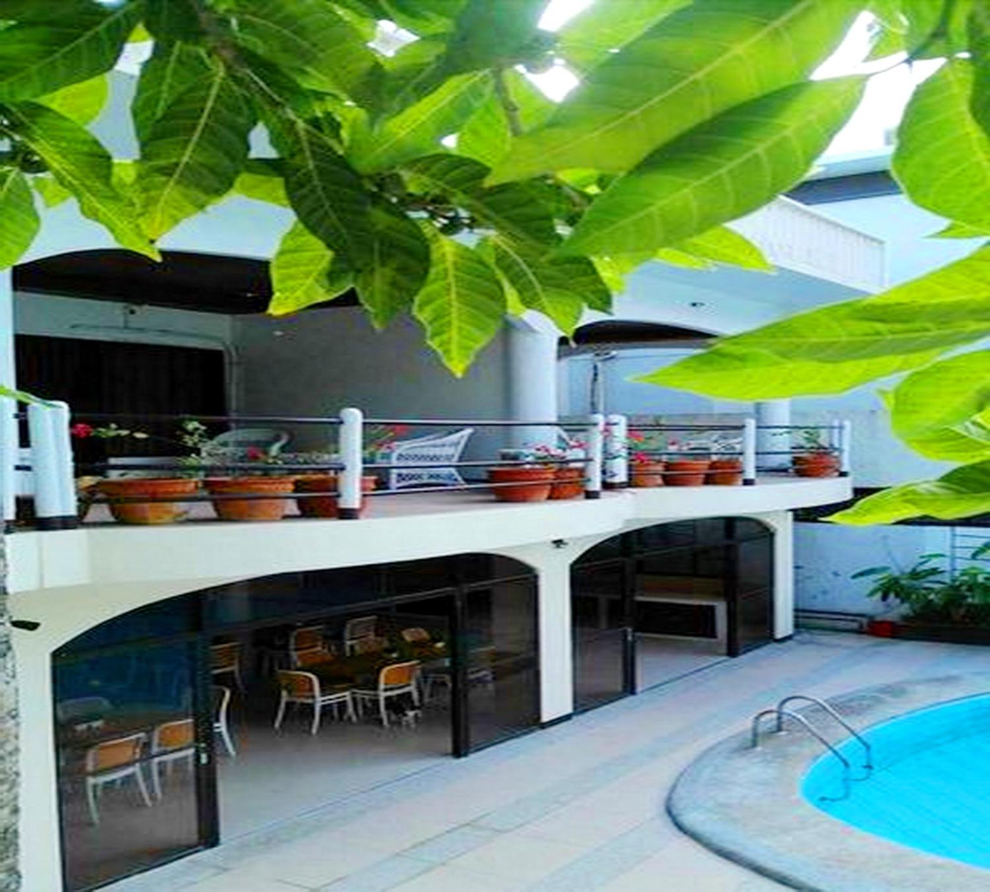 Lukay Las Brisas Balabag  Ngoại thất bức ảnh