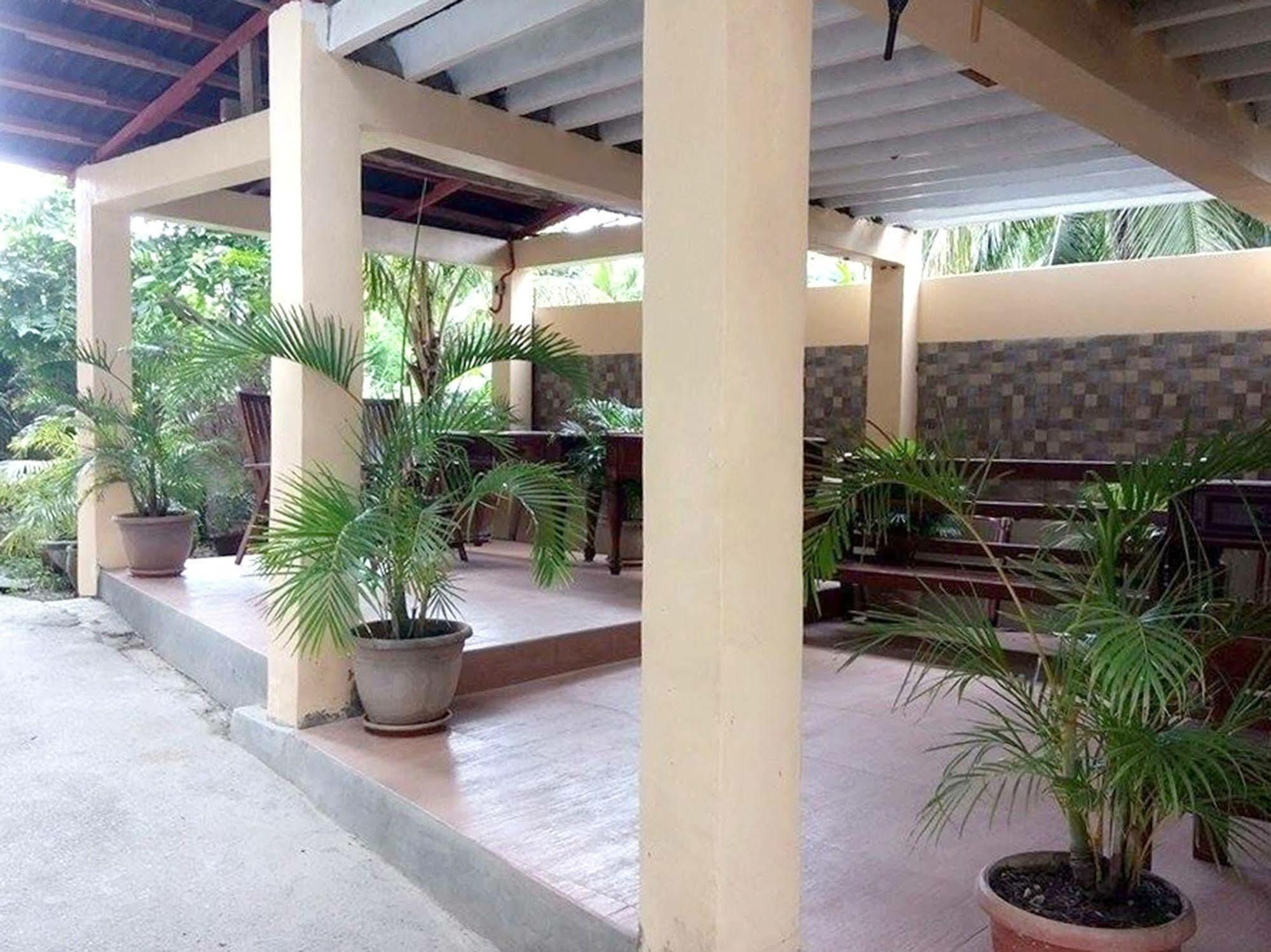 Lukay Las Brisas Balabag  Ngoại thất bức ảnh