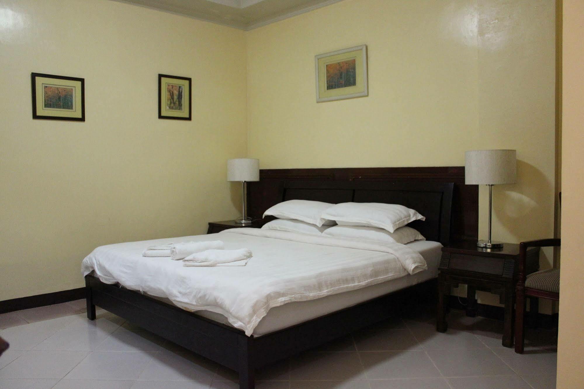 Lukay Las Brisas Balabag  Ngoại thất bức ảnh